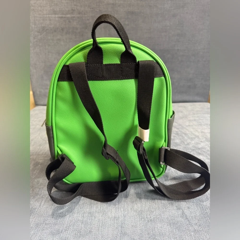Minecraft Explosion TNT Women’s 10” Mini Backpack Green Pockets Keychain New